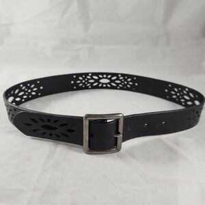 Express | Accessories | Express Bow Belt | Poshmark display picture 3